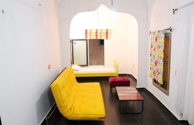 Hostal Valencia - Private Room With Bathroom Chefchaouen Ngoại thất bức ảnh